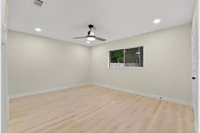 2322 Aprilmont Drive, Sugar Land, TX 77498 - Photo 25