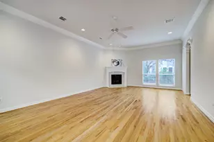 126 Detering St, Houston, TX 77007 - Photo 11