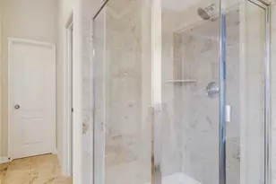 126 Detering St, Houston, TX 77007 - Photo 19