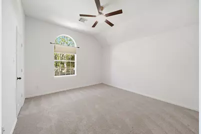 51 N Scribewood Circle, The Woodlands, TX 77382 - Photo 31