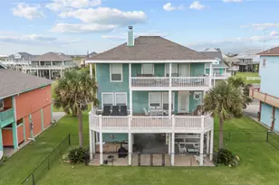 2324 Martinique, Crystal Beach, TX 77650 - Photo 39