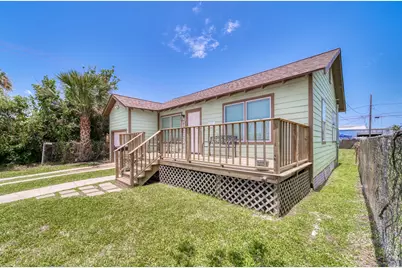 4224 Avenue M 1/2, Galveston, TX 77550 - Photo 3