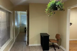 4046 Woodfin St, Houston, TX 77025 - Photo 11