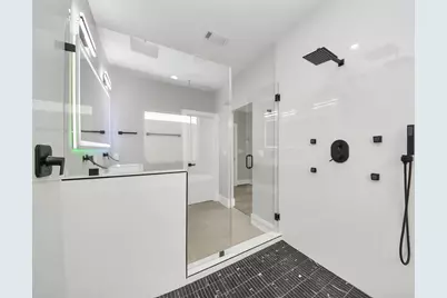 602 W 28th Street #A, Houston, TX 77008 - Photo 29