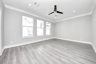 602 W 28th St, Houston, TX 77008 - Photo 23