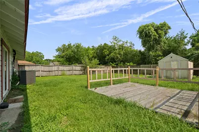 3129 Danforth Drive, Texas City, TX 77590 - Photo 11