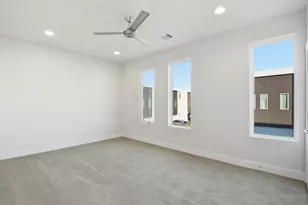 5519 Paraiso Pl, Houston, TX 77091 - Photo 29