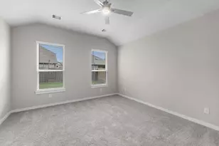 1759 Pecan Woods Ln, Conroe, TX 77301 - Photo 11