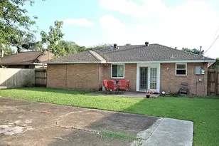 509 Avondale Ln, Friendswood, TX 77546 - Photo 15