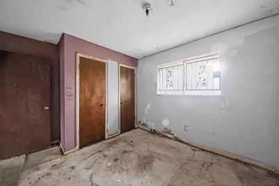 8806 Braunston Lane, Houston, TX 77088 - Photo 19