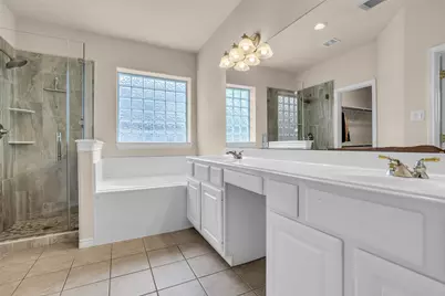 629 Spring Forest Drive, Conroe, TX 77302 - Photo 9