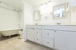 10051 Westpark Dr, Houston, TX 77042 - Photo 13