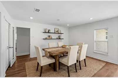 10151 Brinwood Drive, Houston, TX 77043 - Photo 3