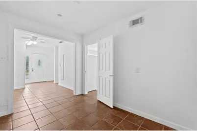 5311 Perry Avenue, Galveston, TX 77551 - Photo 19