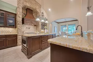 14 Royal King Rd, Tomball, TX 77377 - Photo 19