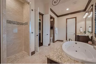 14 Royal King Road, Tomball, TX 77377 - Photo 31