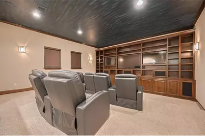 14 Royal King Road, Tomball, TX 77377 - Photo 25