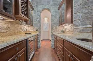 14 Royal King Rd, Tomball, TX 77377 - Photo 9