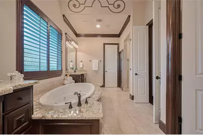 14 Royal King Road, Tomball, TX 77377 - Photo 29