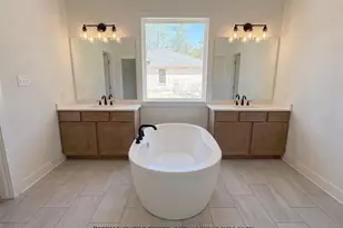 13656 Armstrong St, Conroe, TX 77303 - Photo 3