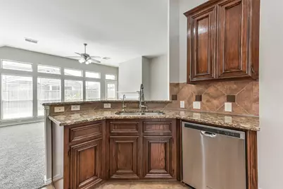 2024 Shore Breeze Drive, Pearland, TX 77584 - Photo 13