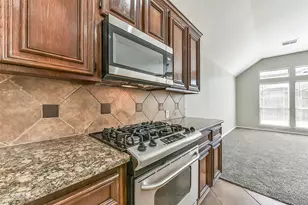 2024 Shore Breeze Dr, Pearland, TX 77584 - Photo 11