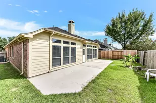 2024 Shore Breeze Dr, Pearland, TX 77584 - Photo 31