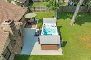 528 Daffodil St, Lake Jackson, TX 77566 - Photo 29