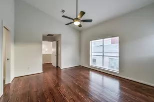 355 Sydnor St, Houston, TX 77020 - Photo 19