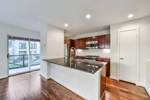 355 Sydnor St, Houston, TX 77020 - Photo 13