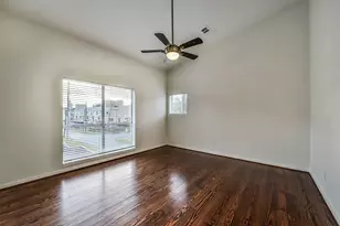 355 Sydnor St, Houston, TX 77020 - Photo 19