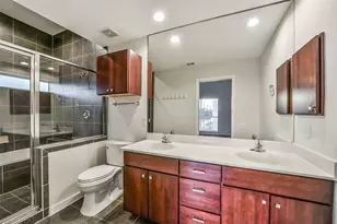 355 Sydnor St, Houston, TX 77020 - Photo 21