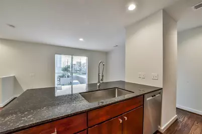 355 Sydnor Street, Houston, TX 77020 - Photo 15