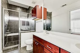 355 Sydnor St, Houston, TX 77020 - Photo 9