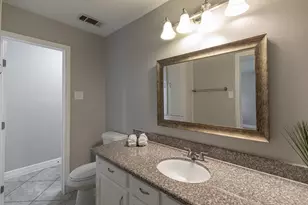 5938 Lattimer Dr, Houston, TX 77035 - Photo 27