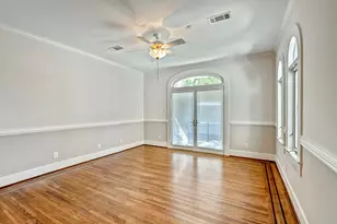 1403 Bonnie Brae, Houston, TX 77006 - Photo 11