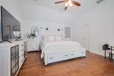 157 E Frontera Circle, The Woodlands, TX 77382 - Photo 23