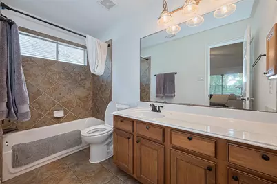 157 E Frontera Circle, The Woodlands, TX 77382 - Photo 33