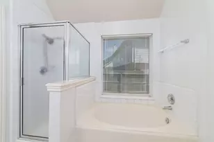8207 Aliso Canyon Ln, Houston, TX 77083 - Photo 17