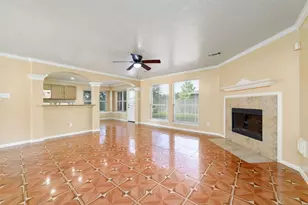 8207 Aliso Canyon Ln, Houston, TX 77083 - Photo 7