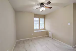 4407 Waterfall Way, Sugar Land, TX 77479 - Photo 17