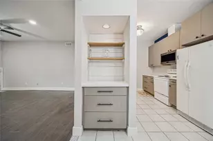 8100 Cambridge St, Houston, TX 77054 - Photo 5