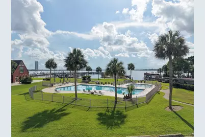 18040 Bal Harbour Drive, Houston, TX 77058 - Photo 25