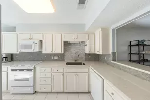 18040 Bal Harbour Dr, Houston, TX 77058 - Photo 13