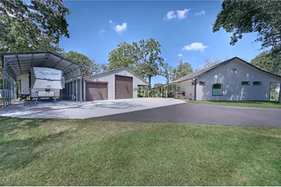 8595 Jared Road, Bellville, TX 77418 - Photo 31