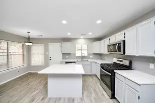 4915 Pecan Grove Dr, Pearland, TX 77584 - Photo 11