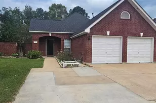 1903 N Travis St, Liberty, TX 77575 - Photo 3