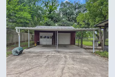 102 Post Oak, Lake Jackson, TX 77566 - Photo 37