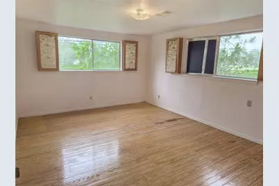 102 Post Oak, Lake Jackson, TX 77566 - Photo 27