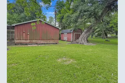 102 Post Oak, Lake Jackson, TX 77566 - Photo 41